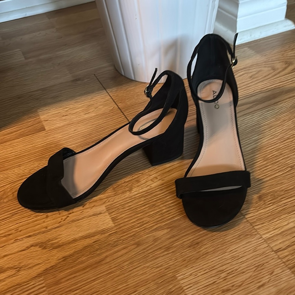 Aldo strappy suede heels, size 9